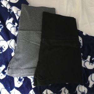 Set of two yoga shorts